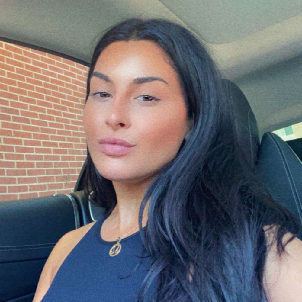 Meet your Posher, Marie-claude